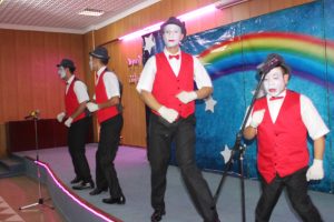 قوس-قزح-2019-3-300x200 عرض فني ترفيهي  قوس قزح-2019