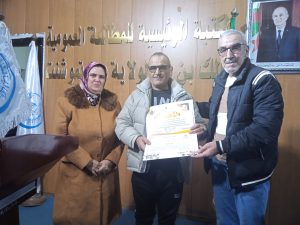 منتدى-الكتاب-32-7-300x225 منتدى-الكتاب-في-عدده-32